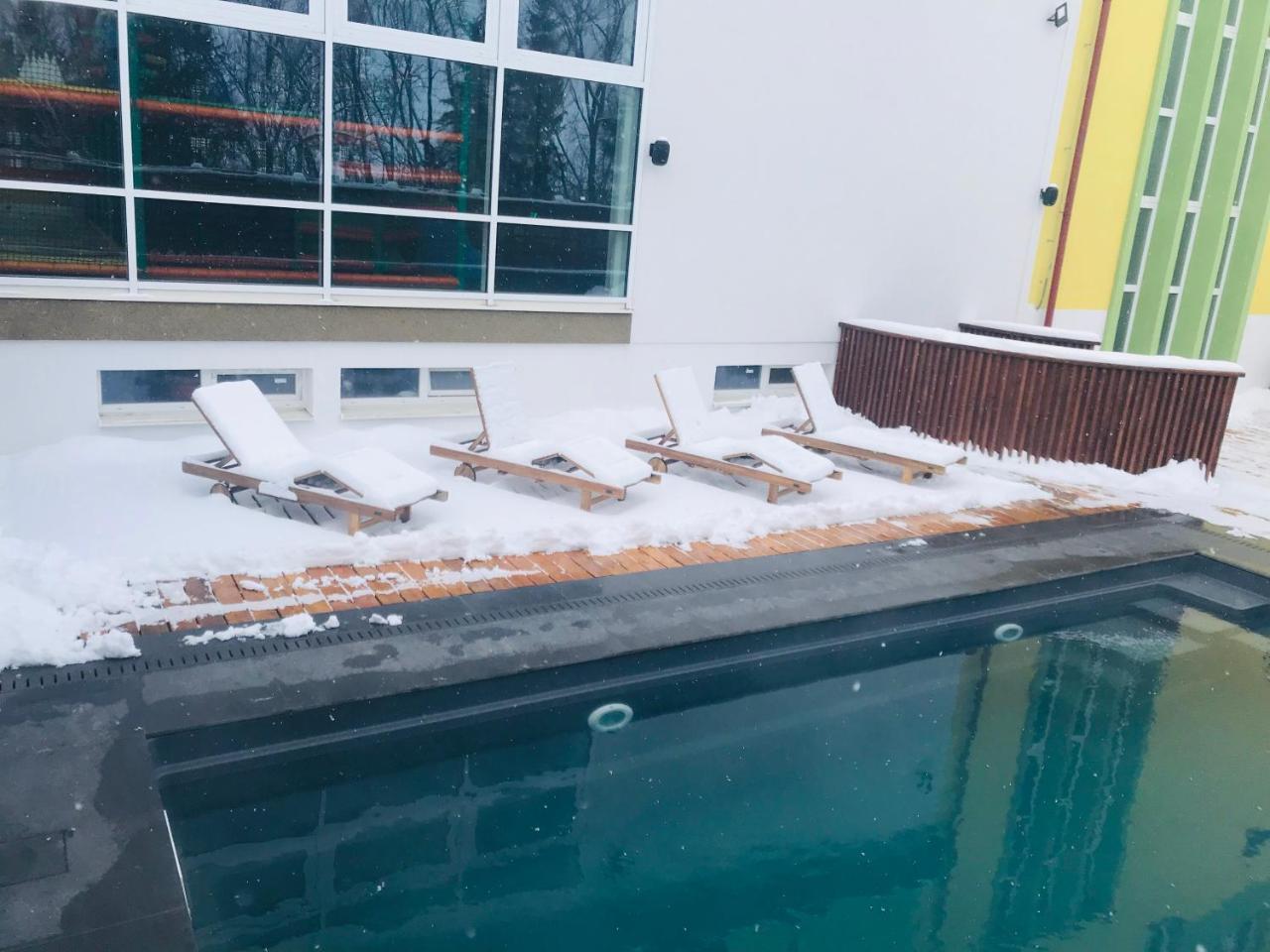 Hotel Lesana Stará Lesná Exteriör bild